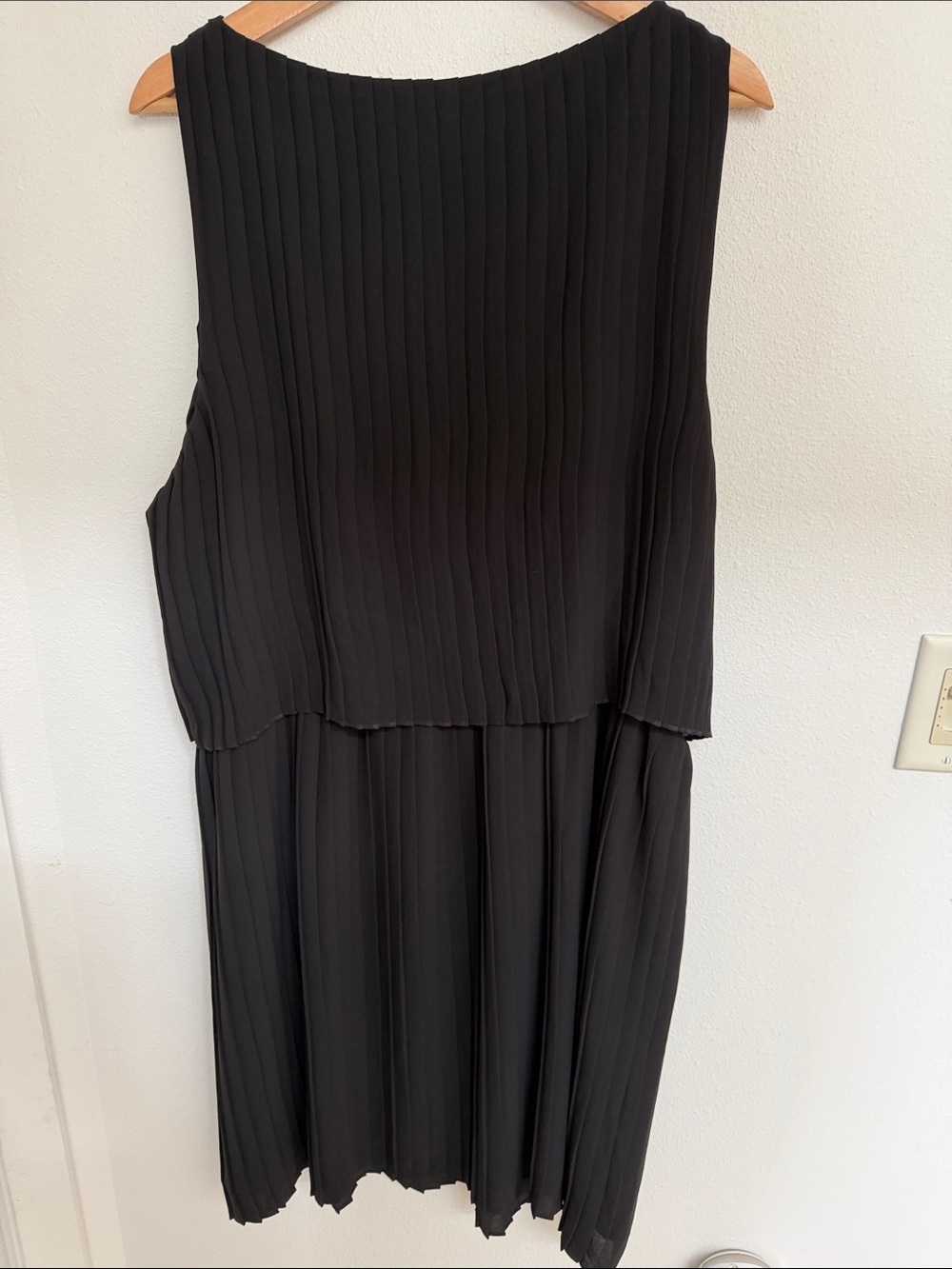 J. Jill Black Pleated Midi Dress - Picture 4 of 4